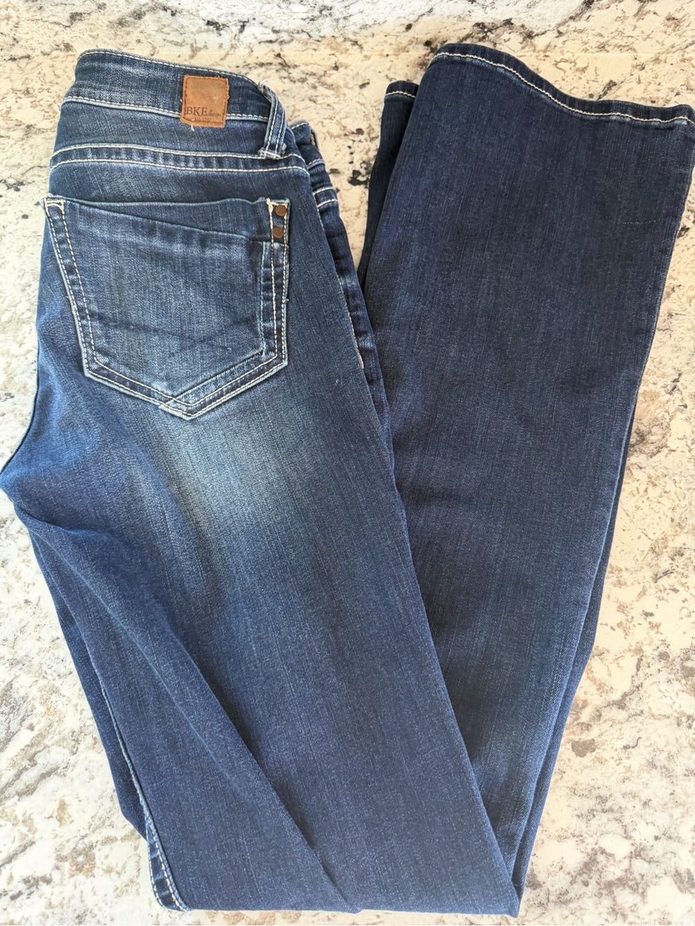 BKE Women’s Stella Bootcut Jeans in Dark Blue Wash. Size 26L. - Picture 3 of 3